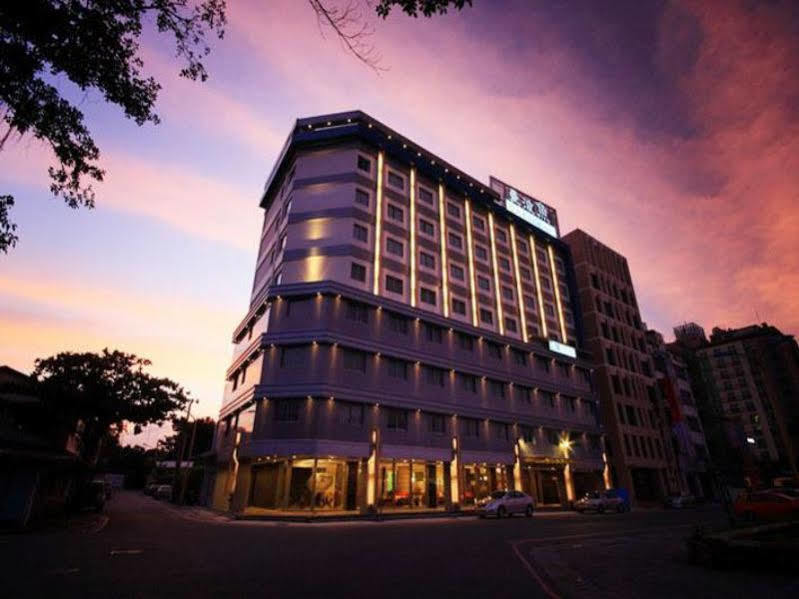 Fish Hotel Hualien Hualien City Exterior foto