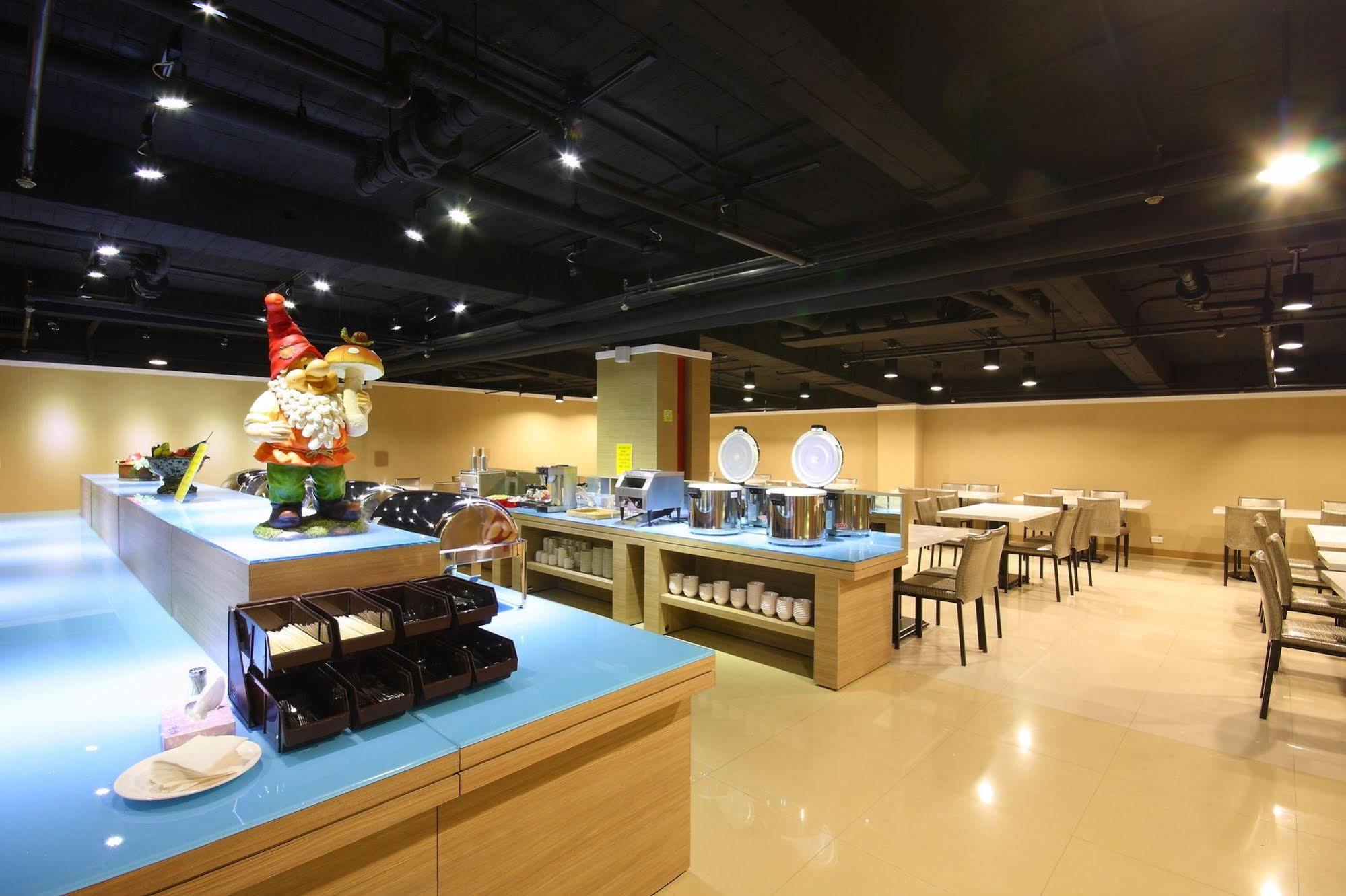 Fish Hotel Hualien Hualien City Exterior foto