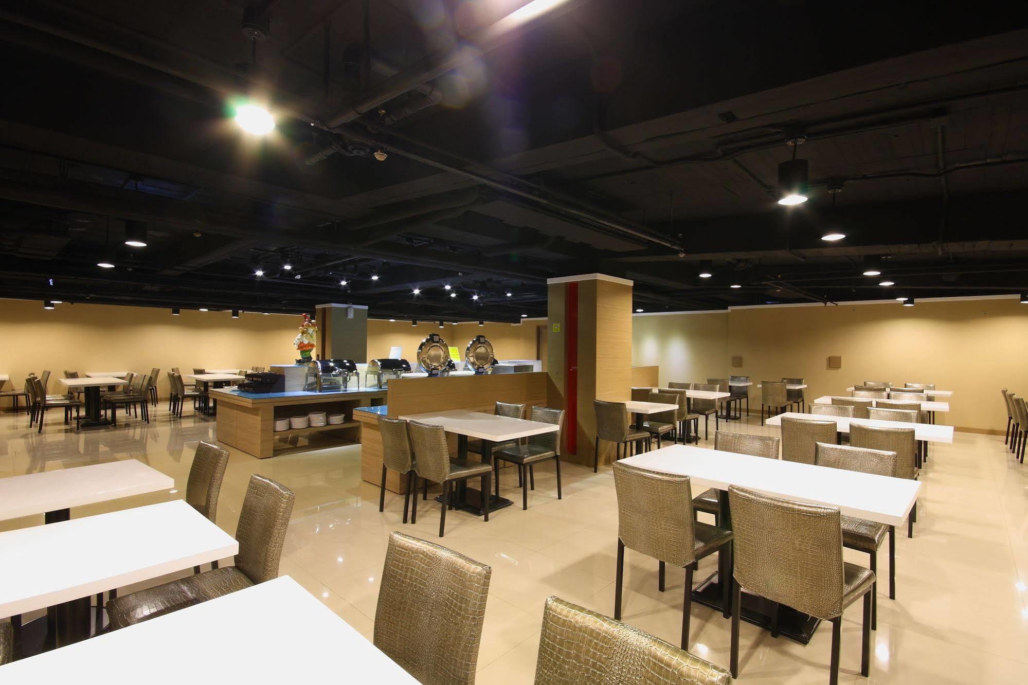 Fish Hotel Hualien Hualien City Exterior foto