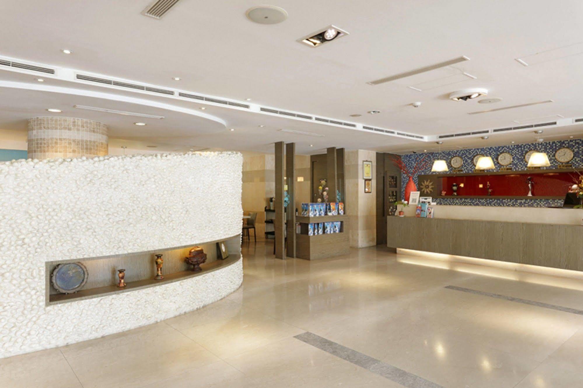 Fish Hotel Hualien Hualien City Exterior foto